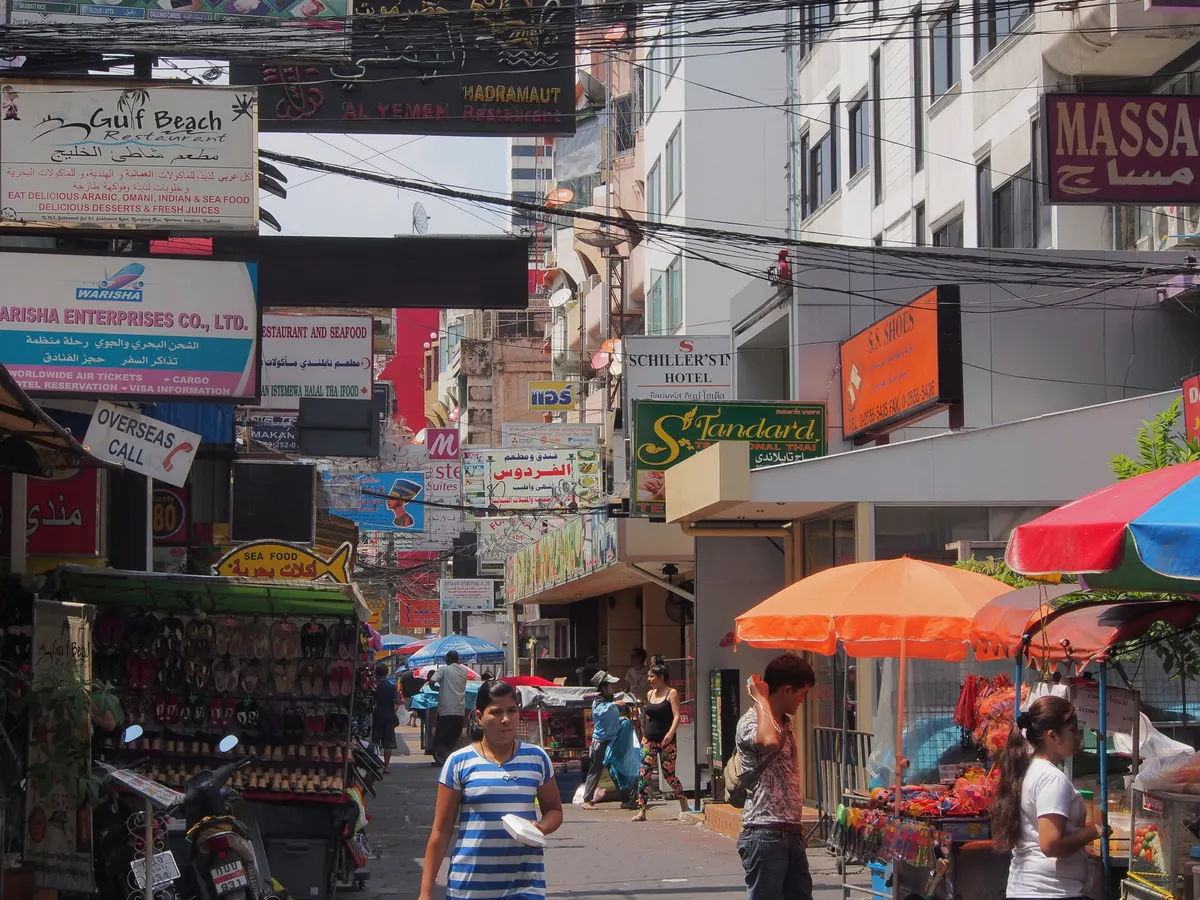 Shops and street stalls on Sukhumvit Soi 11 during the day